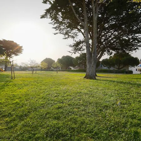 Jolie Maison En Avec Piscine Pour 5 Feriehus La Flotte