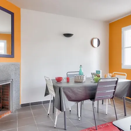 Jolie Maison En Résidence Avec Piscine Pour 5